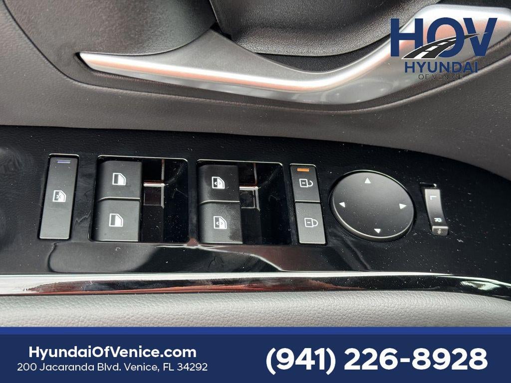 2025 Hyundai Santa Cruz Limited