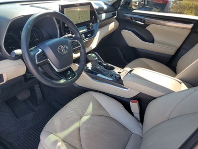 2023 Toyota Highlander Limited
