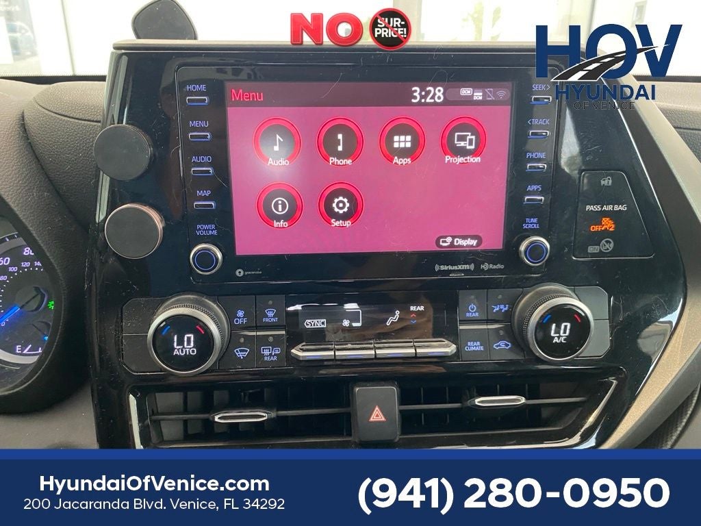 2020 Toyota Highlander Hybrid LE