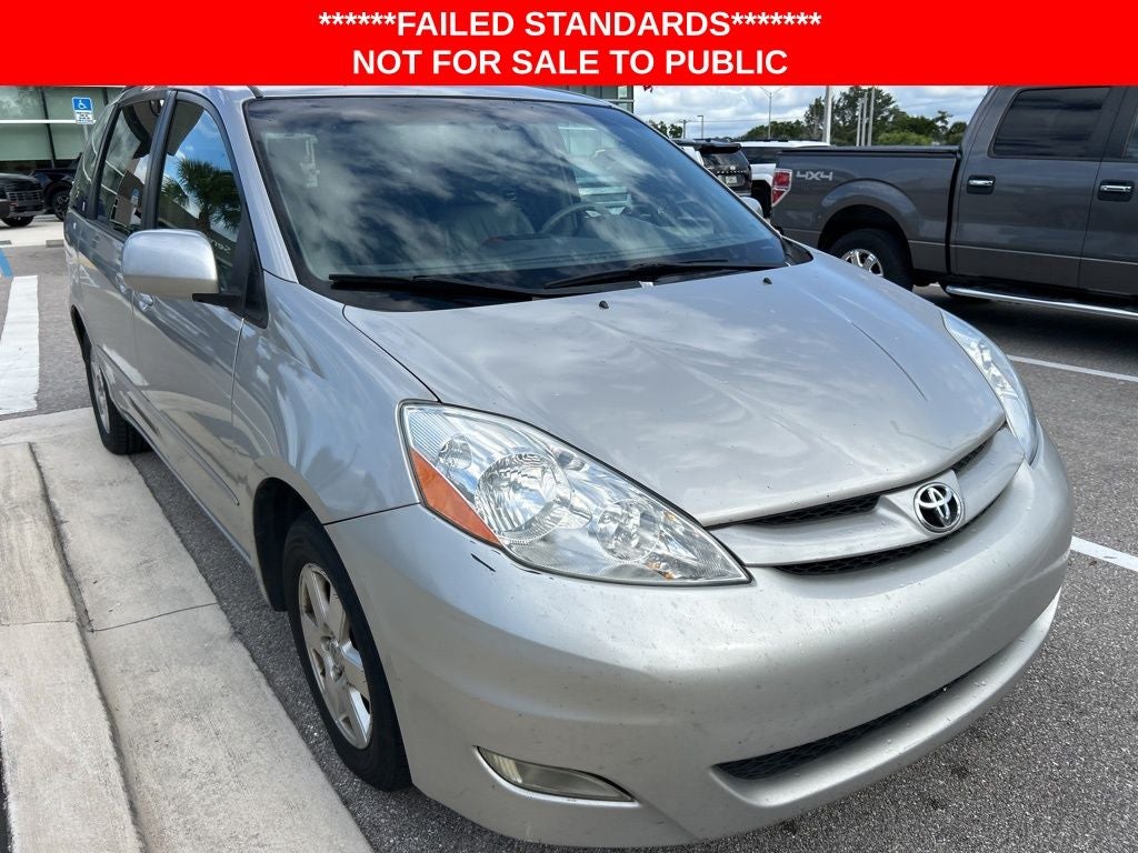 2007 Toyota Sienna Base