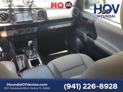2016 Toyota Tacoma SR