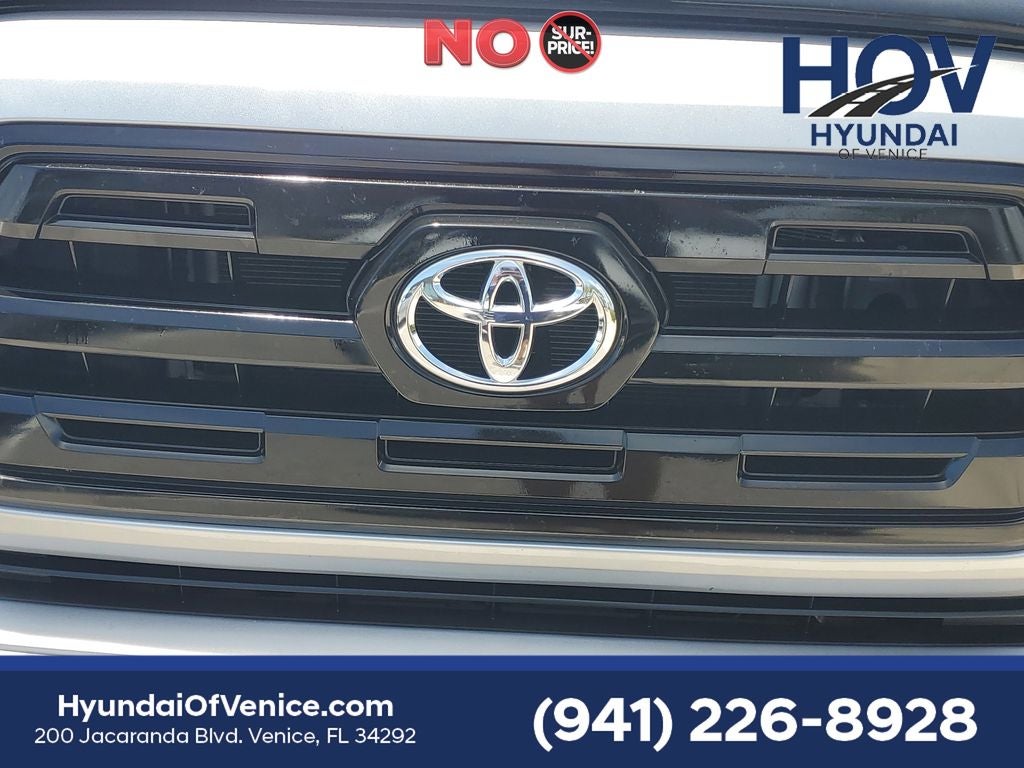 2016 Toyota Tacoma SR