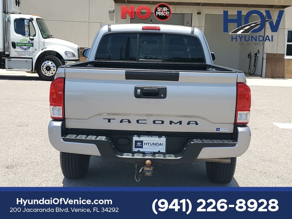 2016 Toyota Tacoma SR