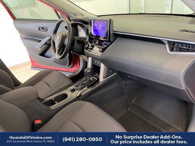 2024 Toyota Corolla Cross LE