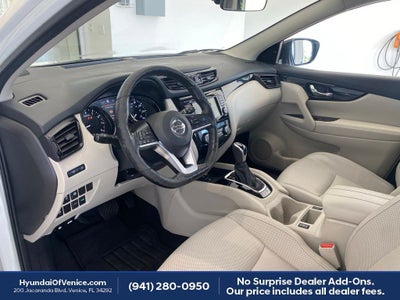 2021 Nissan Rogue Sport SL