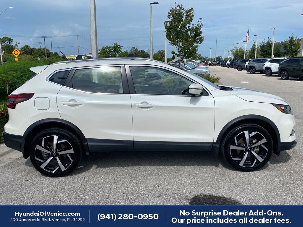 2021 Nissan Rogue Sport SL