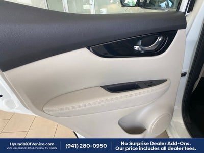2021 Nissan Rogue Sport SL