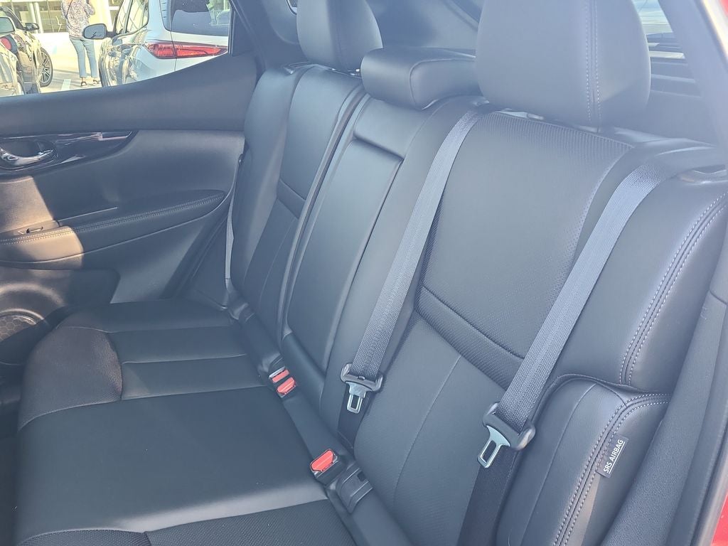 2022 Nissan Rogue Sport SL