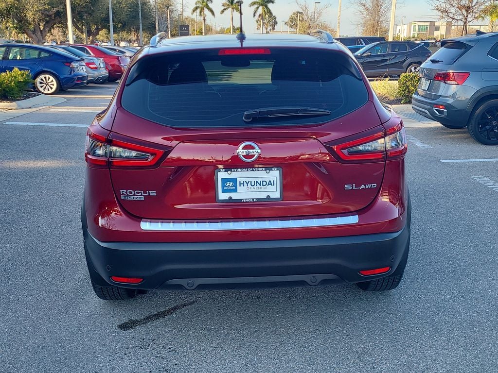 2022 Nissan Rogue Sport SL