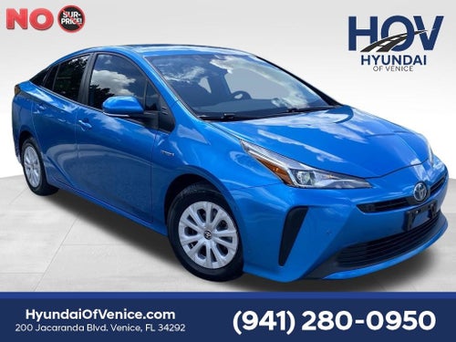 2022 Toyota Prius LE