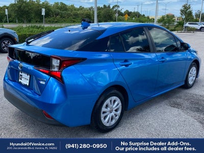 2022 Toyota Prius LE