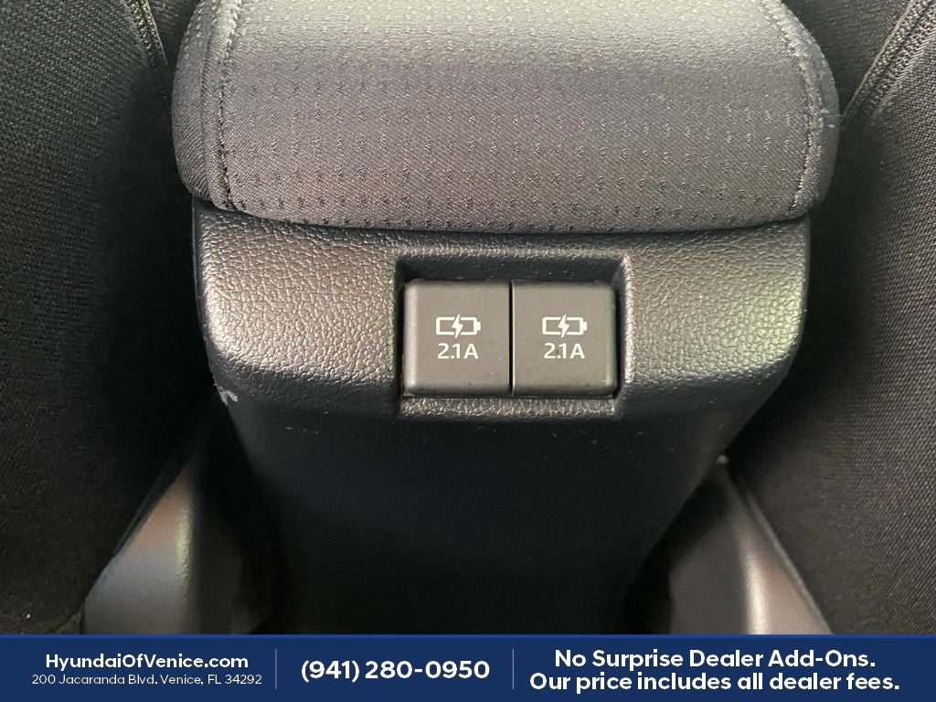 2022 Toyota Prius LE