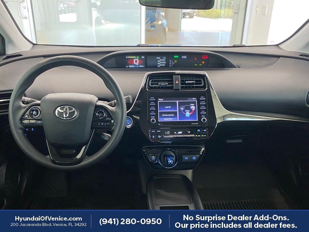 2022 Toyota Prius LE
