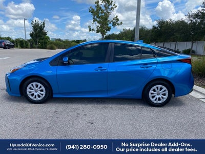 2022 Toyota Prius LE