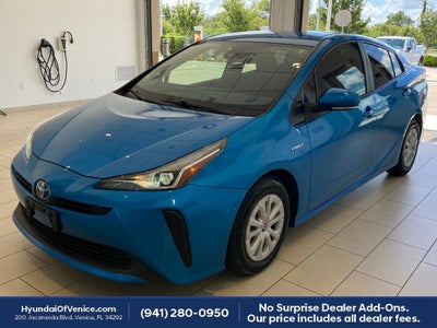 2022 Toyota Prius LE