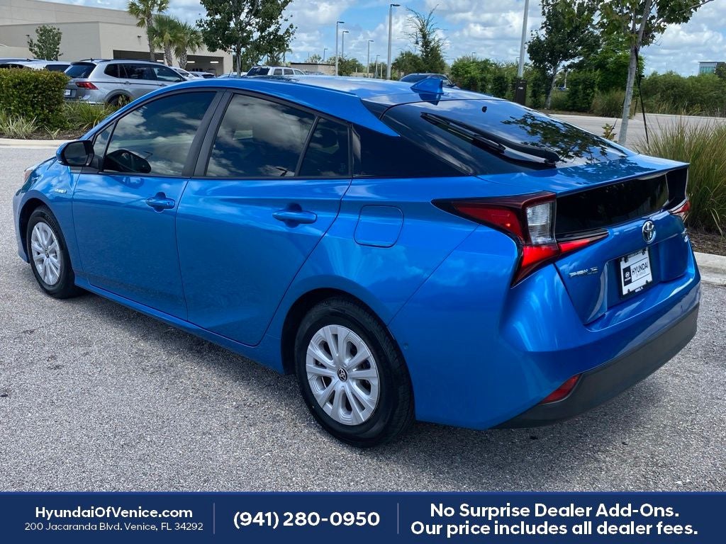 2022 Toyota Prius LE