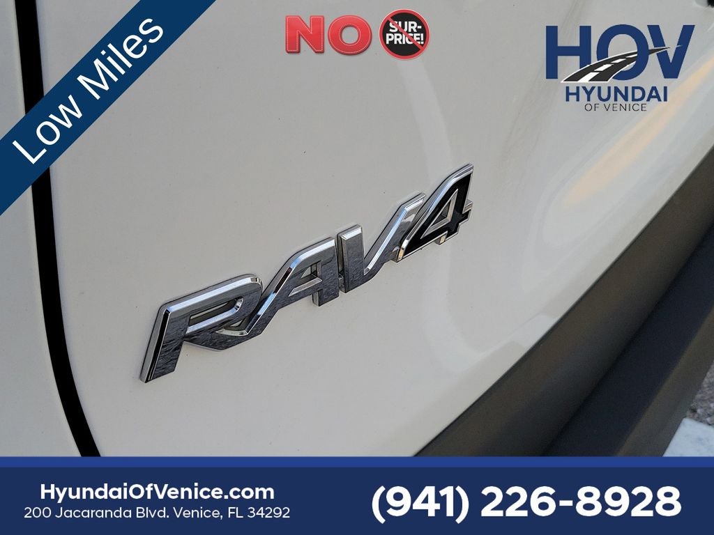 2019 Toyota RAV4 XLE