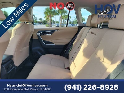2019 Toyota RAV4 XLE
