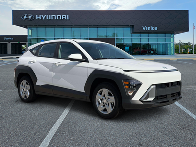 2027 Hyundai Kona SE FWD