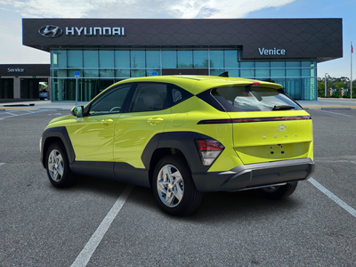 2027 Hyundai Kona SE FWD