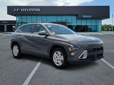 2027 Hyundai Kona SE FWD