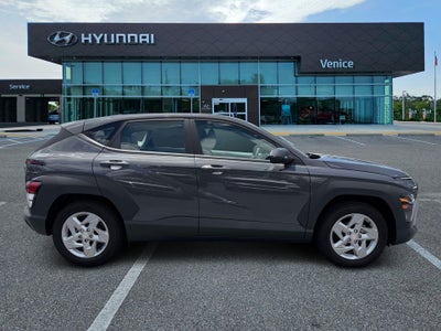 2027 Hyundai Kona SE FWD