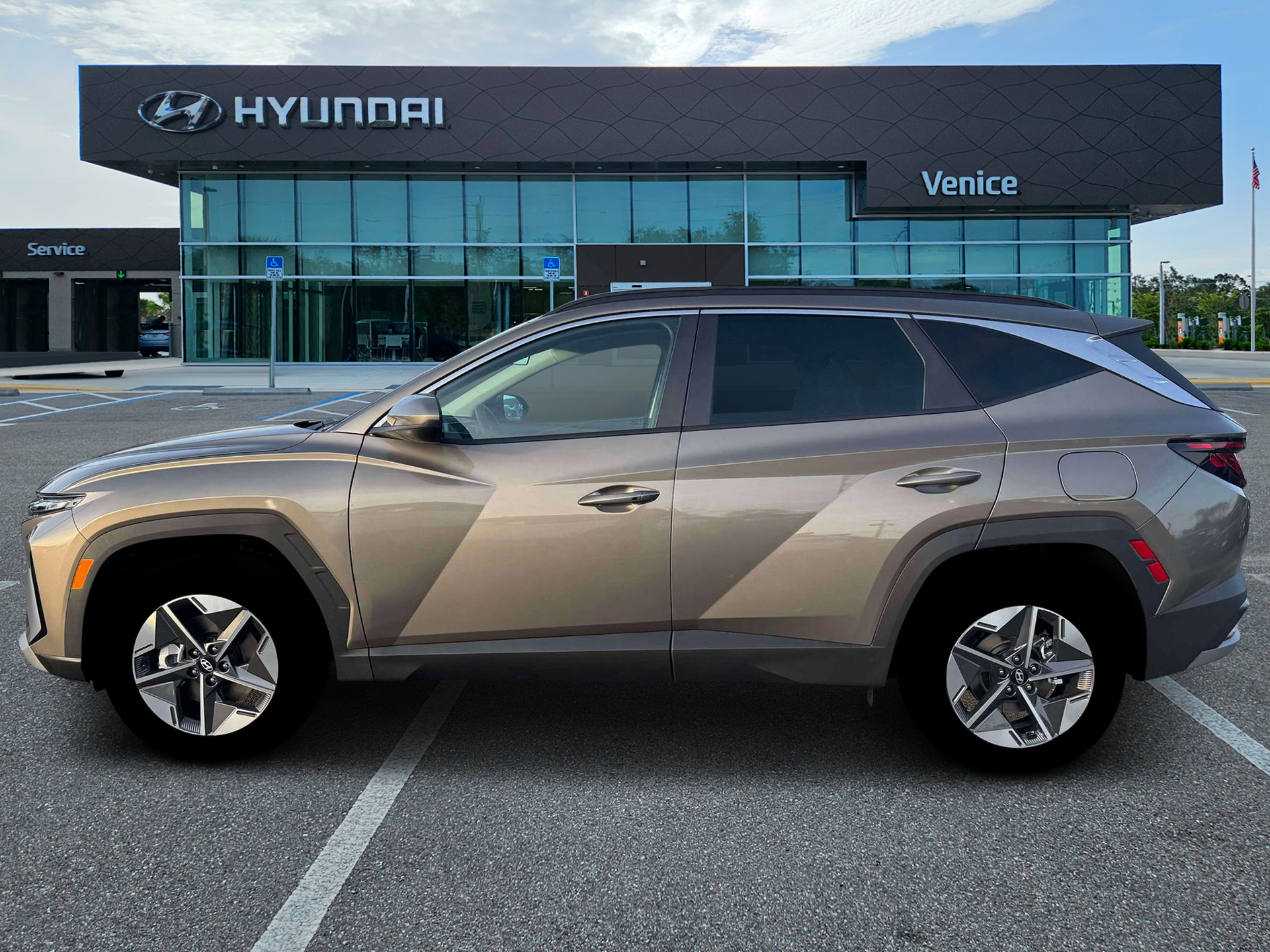 2026 Hyundai Tucson Hybrid SEL AWD