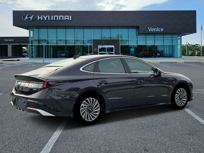 2026 Hyundai Sonata Hybrid Limited