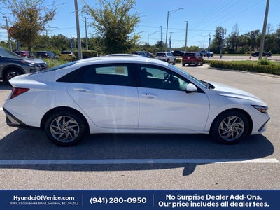 2024 Hyundai Elantra SEL
