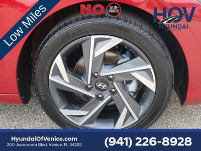 2025 Hyundai Elantra SEL Sport
