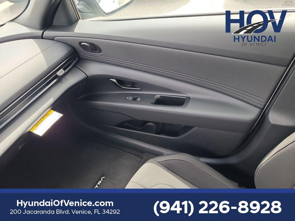 2025 Hyundai Elantra Hybrid SEL Sport