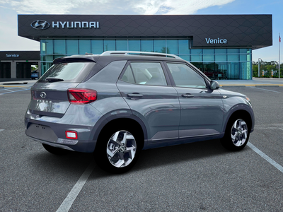 2026 Hyundai Venue SEL w/Two-Tone Roof