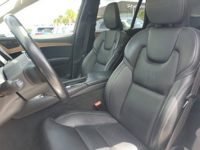 2019 Volvo XC90 T6 Inscription