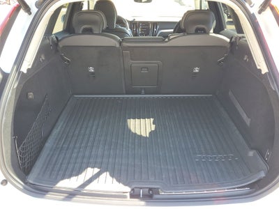 2019 Volvo XC60 T6 Momentum