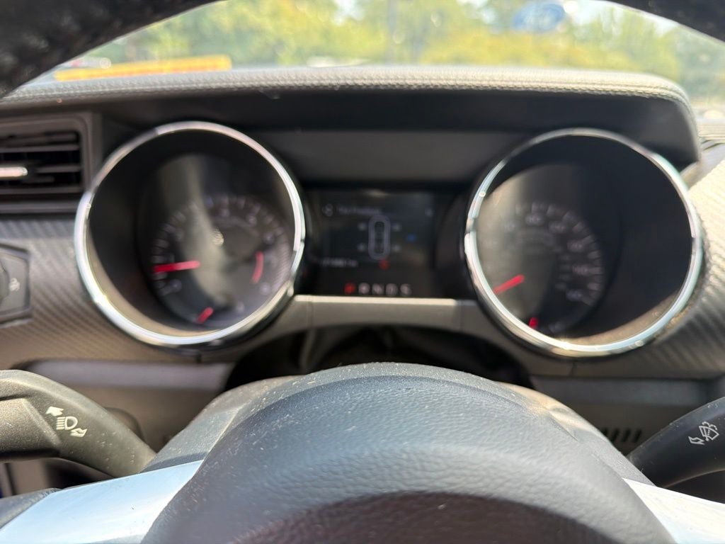 2016 Ford Mustang V6