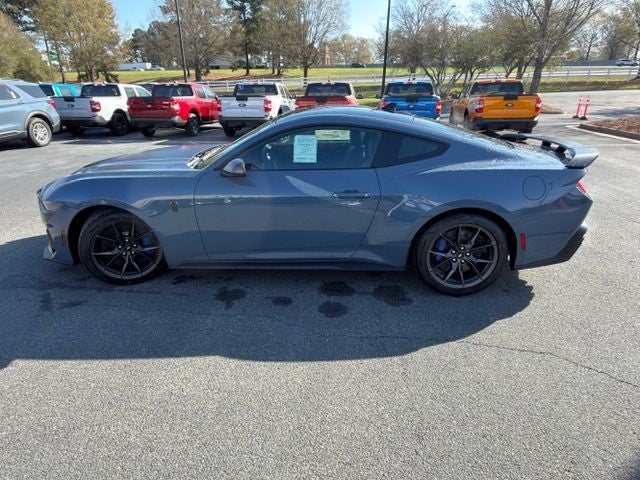 2025 Ford Mustang Dark Horse