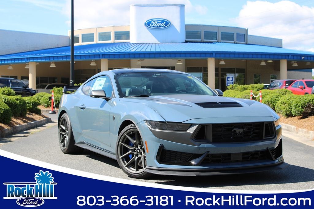 2026 Ford Mustang Dark Horse