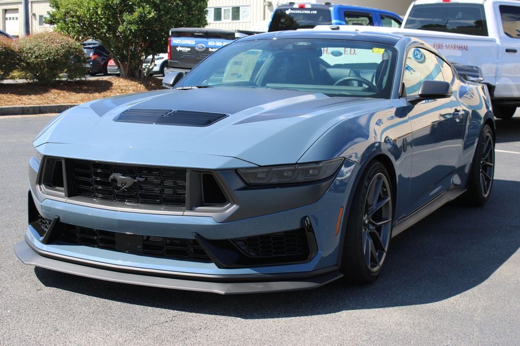 2026 Ford Mustang Dark Horse