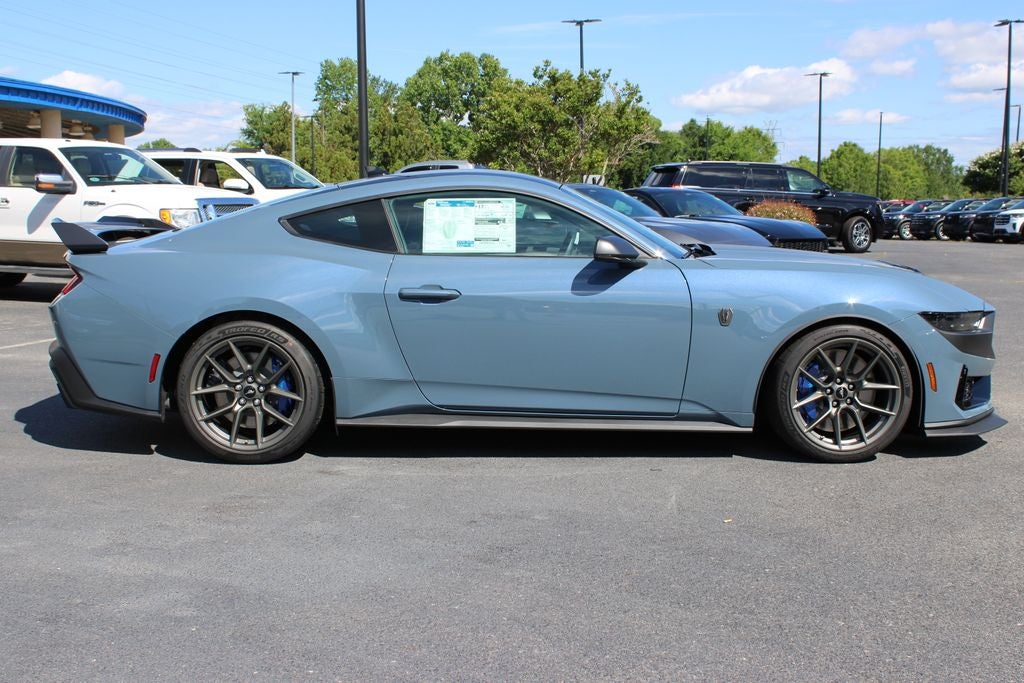 2026 Ford Mustang Dark Horse