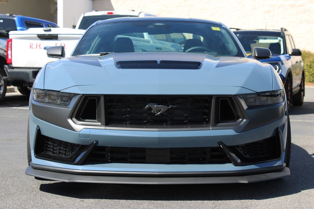 2026 Ford Mustang Dark Horse
