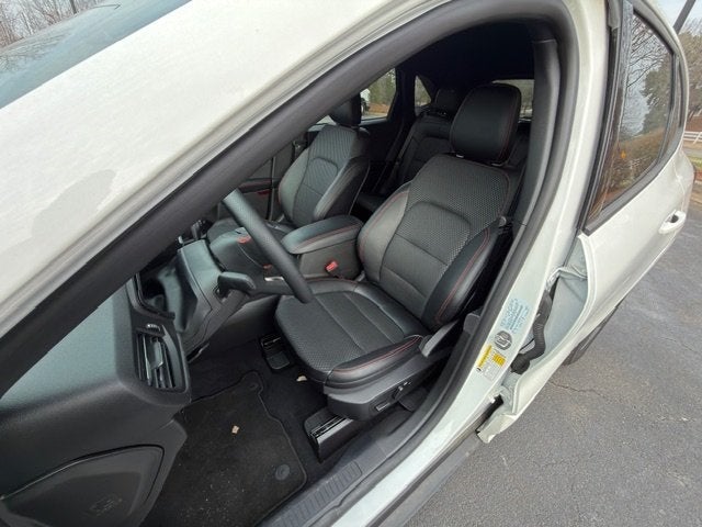 2024 Ford Escape Hybrid ST-Line