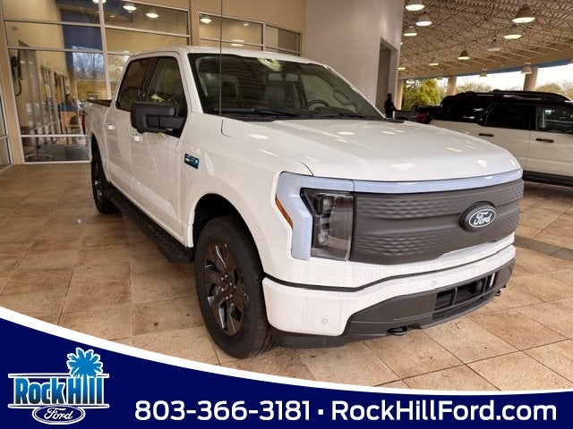 2025 Ford F-150 Lightning Flash