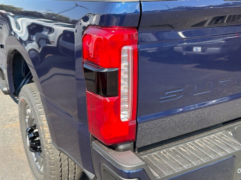 2027 Ford F-250SD XLT