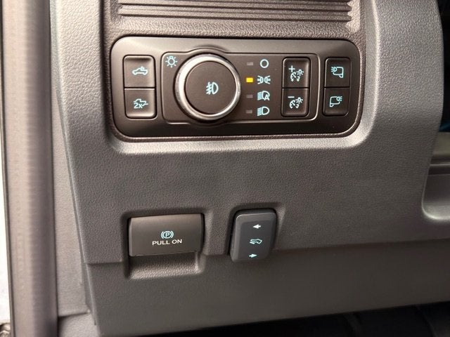 2025 Ford F-350SD Lariat