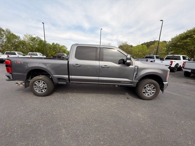 2023 Ford F-350SD Lariat