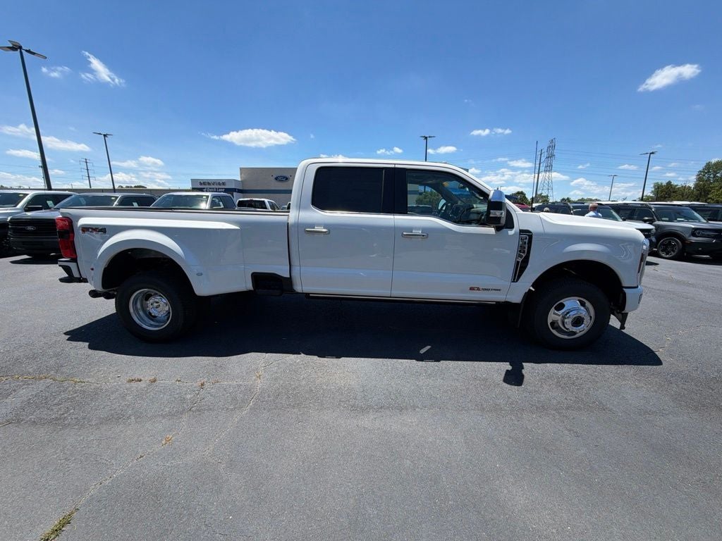 2026 Ford F-350SD Platinum DRW