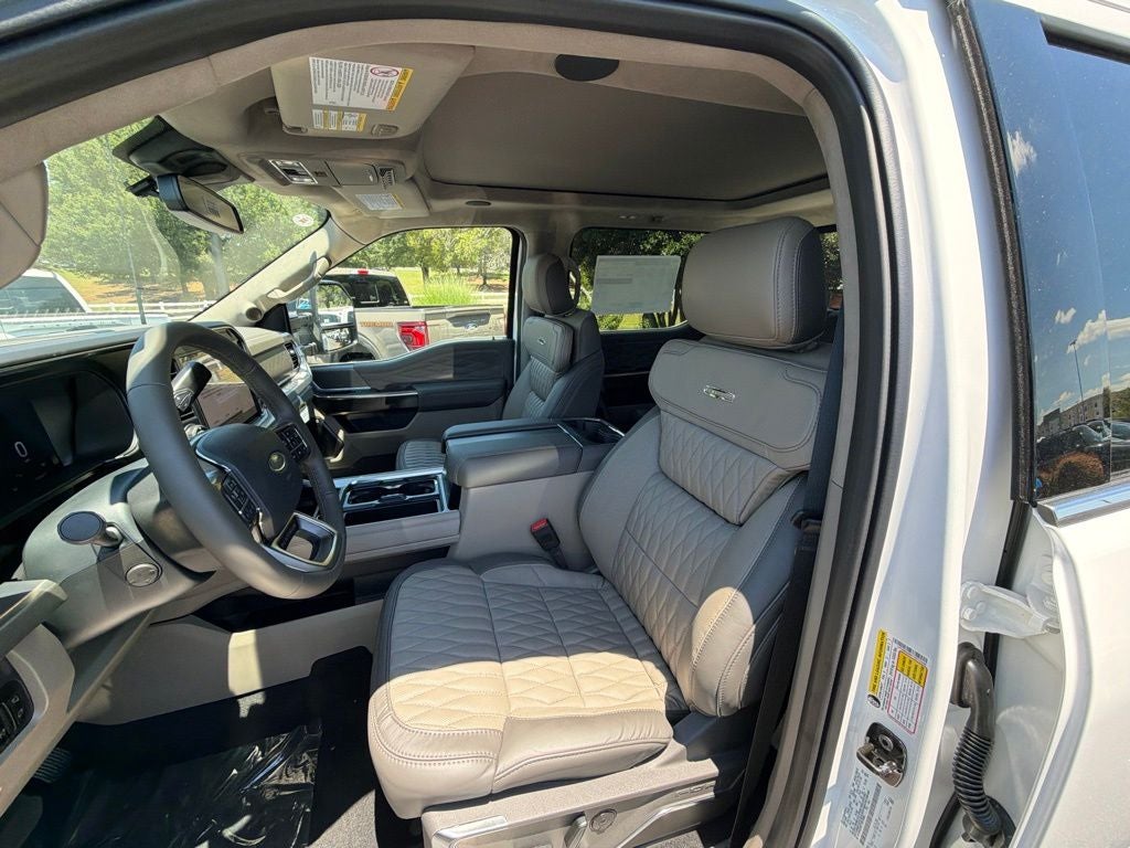 2026 Ford F-350SD Platinum DRW