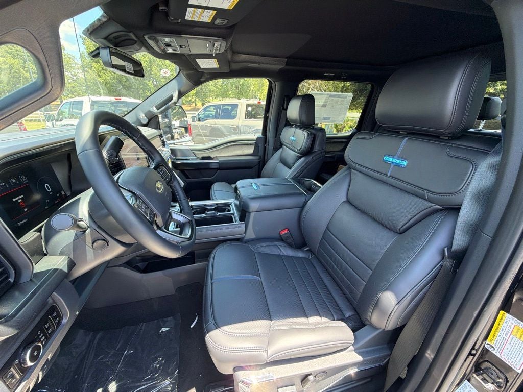 2026 Ford F-350SD Platinum DRW