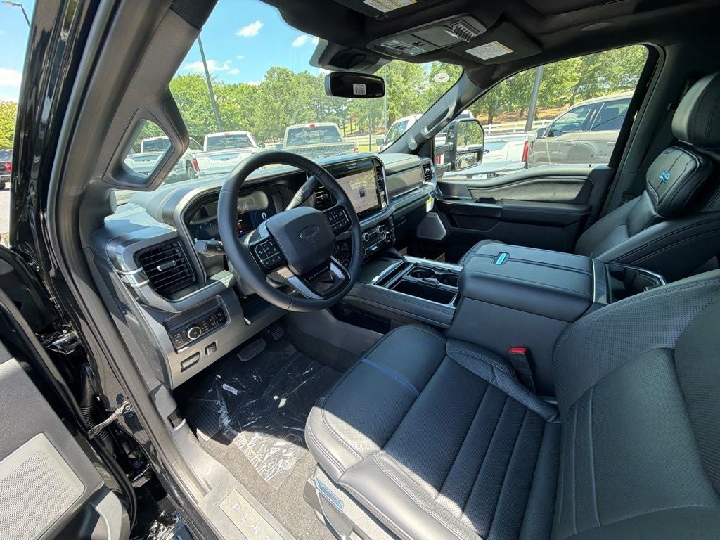 2026 Ford F-350SD Platinum DRW
