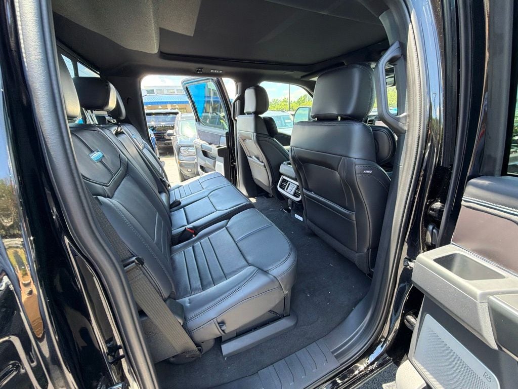 2026 Ford F-350SD Platinum DRW